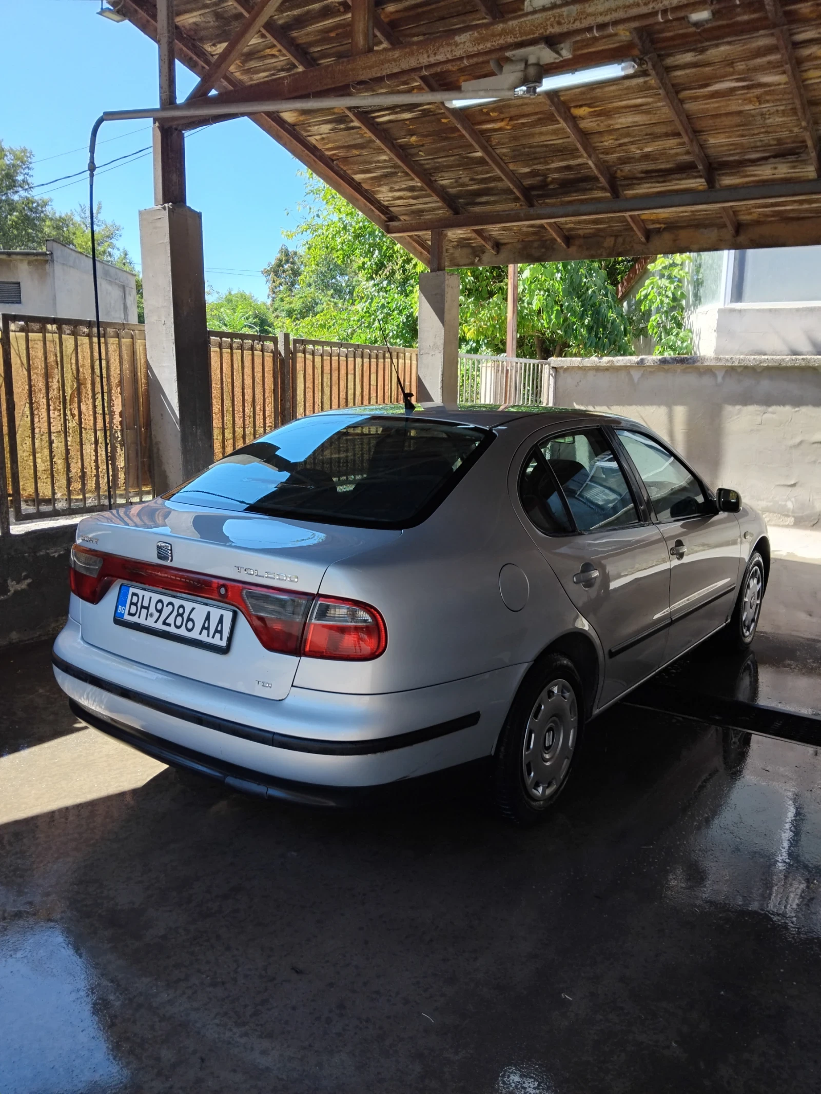 Seat Toledo, снимка 4 - Автомобили и джипове - 55991635