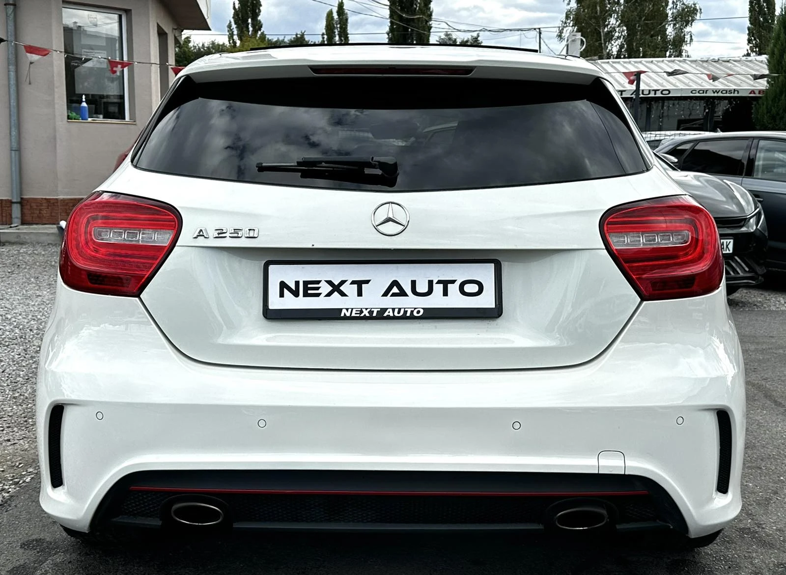 Mercedes-Benz A 250 2.0i 211HP AMG LINE PANO EURO6B, снимка 6 - Автомобили и джипове - 56183617