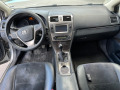 Toyota Avensis 2.0 D4D Комби - изображение 10