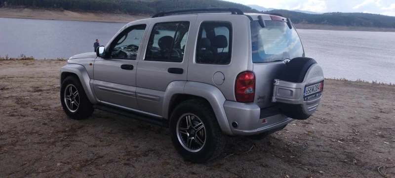 Jeep Cherokee 3.7, снимка 5 - Автомобили и джипове - 48551471