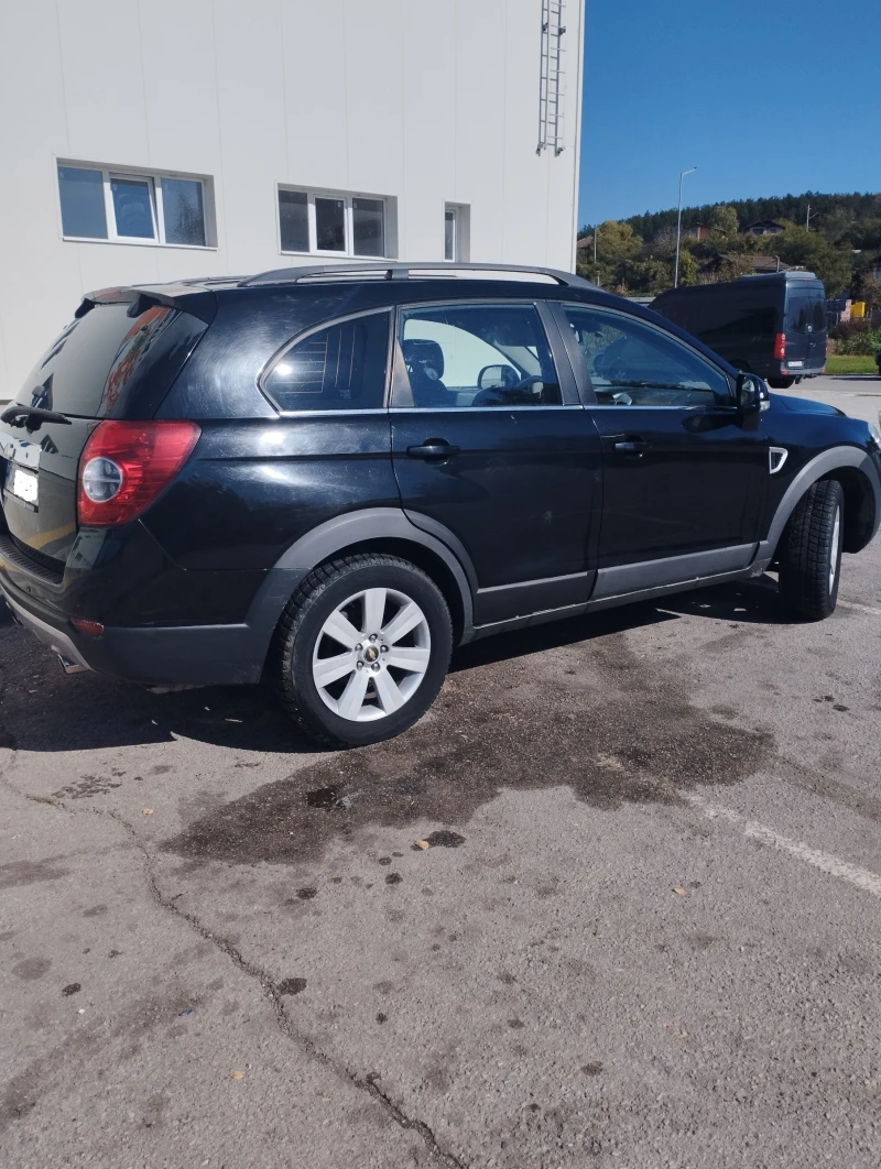 Chevrolet Captiva, снимка 3 - Автомобили и джипове - 47652279