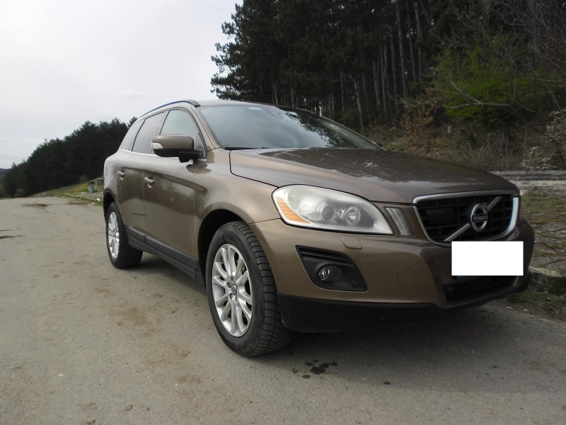 Volvo XC60 2.4, снимка 2 - Автомобили и джипове - 47779293