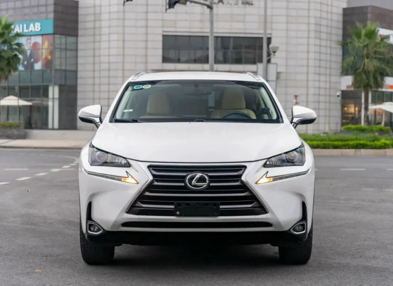 Lexus NX 200t 30000км, снимка 2 - Автомобили и джипове - 48858696