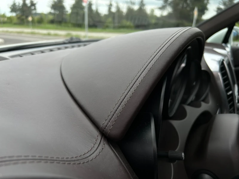 Porsche Cayenne 3.6 Швейцария, снимка 11 - Автомобили и джипове - 52219105