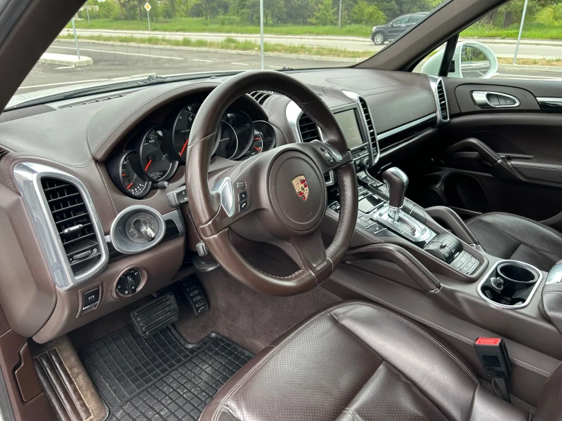 Porsche Cayenne 3.6 Швейцария, снимка 9 - Автомобили и джипове - 52219105