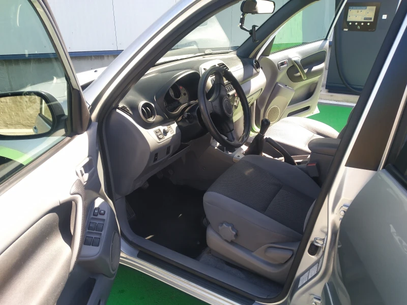 Toyota Rav4 2.0VVT-i 4х4, снимка 15 - Автомобили и джипове - 51309577