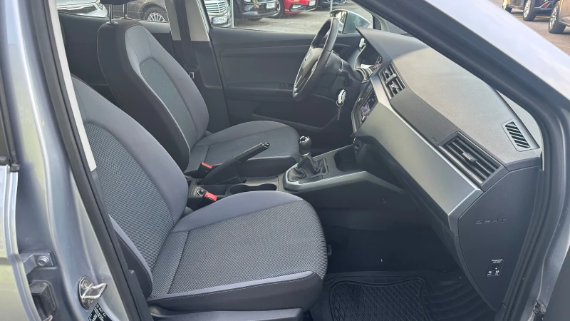 Seat Arona 1.0 TSI Style от БГ, първи собственик, снимка 12 - Автомобили и джипове - 52752883