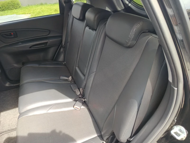 Hyundai Tucson, снимка 8 - Автомобили и джипове - 52921452