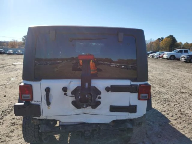 Jeep Wrangler 3.6L 6 4x4 w/Rear Wheel Drv, снимка 4 - Автомобили и джипове - 48839817