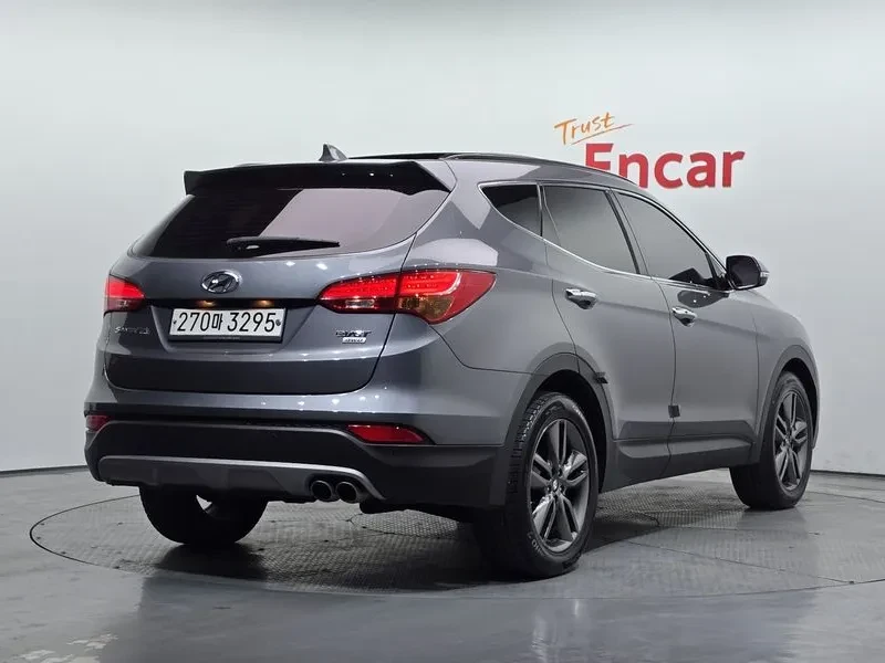 Hyundai Santa fe 2.2 CRDI 4WD - САМО 30% АВАНС, снимка 2 - Автомобили и джипове - 55740257