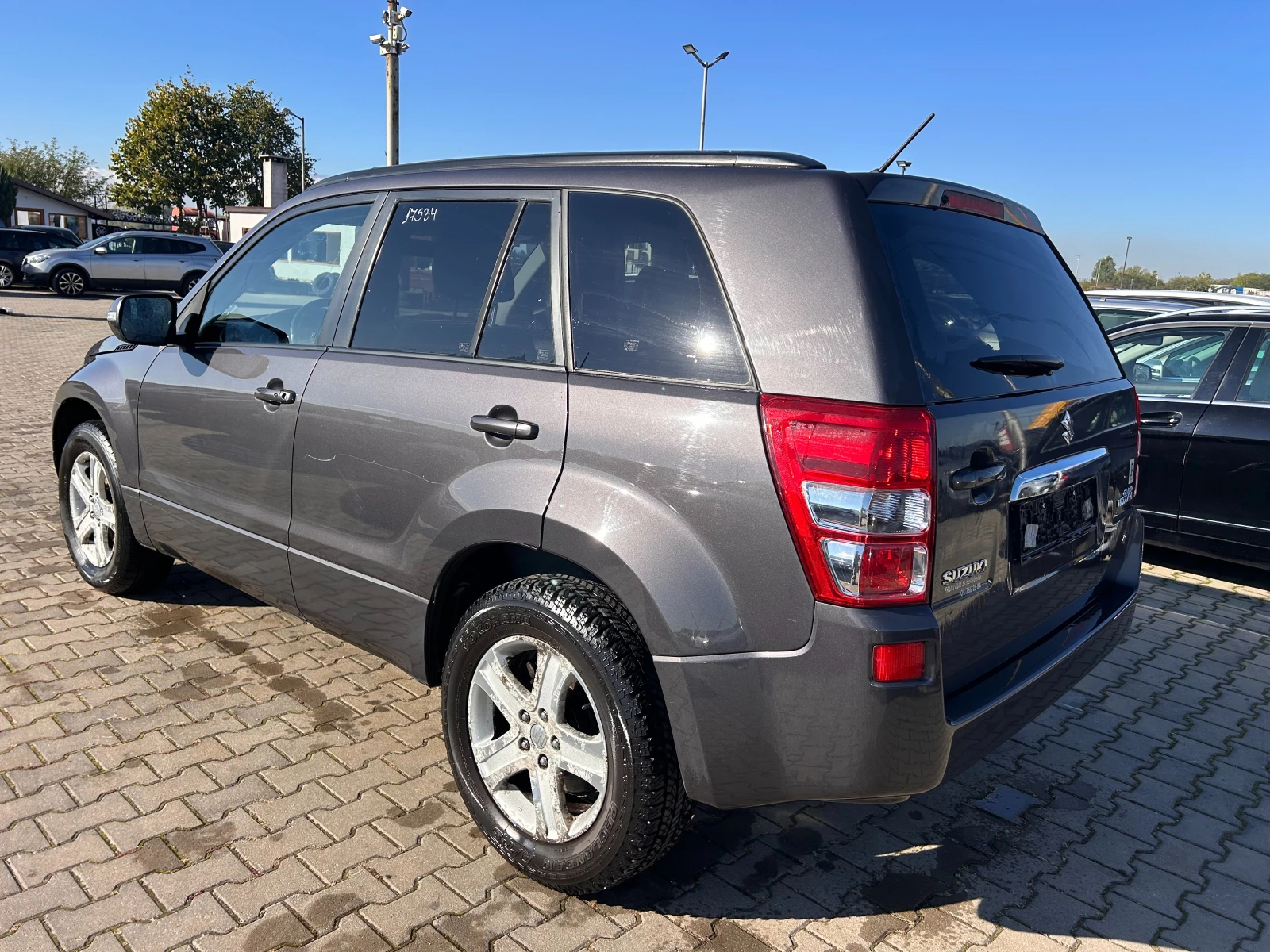 Suzuki Grand vitara 1.9D 4X4 NAVI/KOJA EURO 5 ЛИЗИНГ - изображение 8