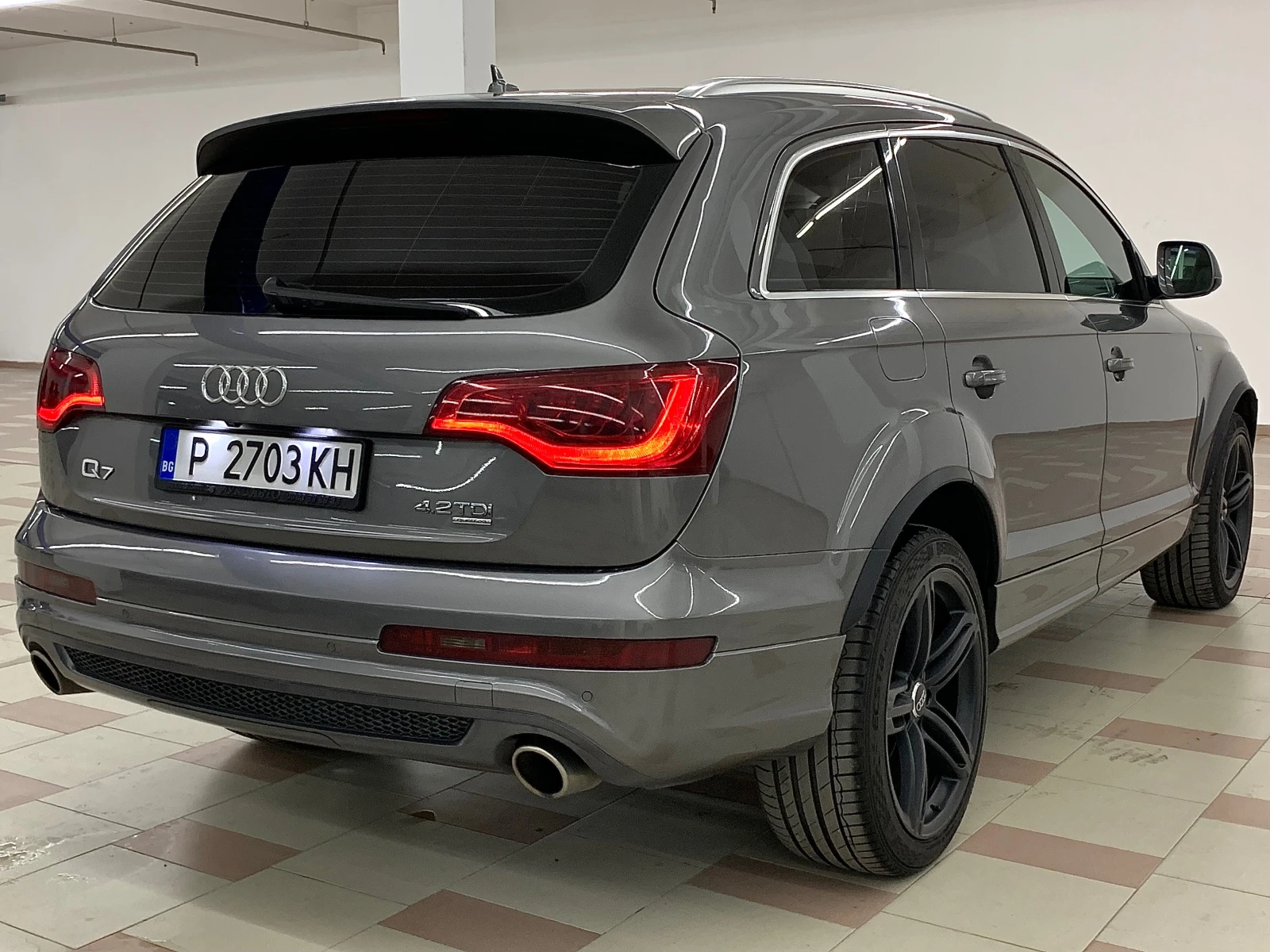 Audi Q7 4.2TDI S-line+ 7-МЕСТЕН  - изображение 2