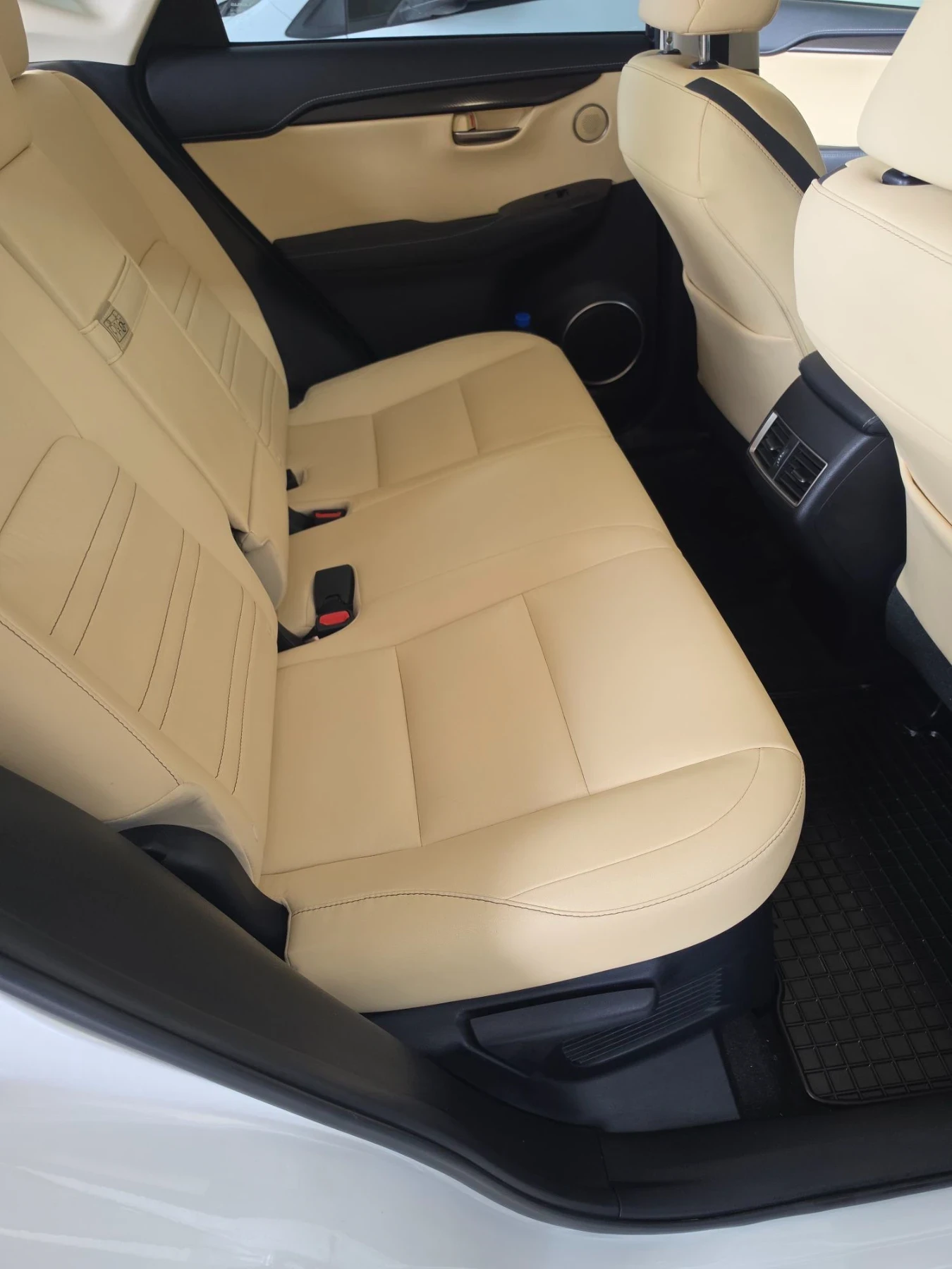 Lexus NX 200t, снимка 15 - Автомобили и джипове - 56305018