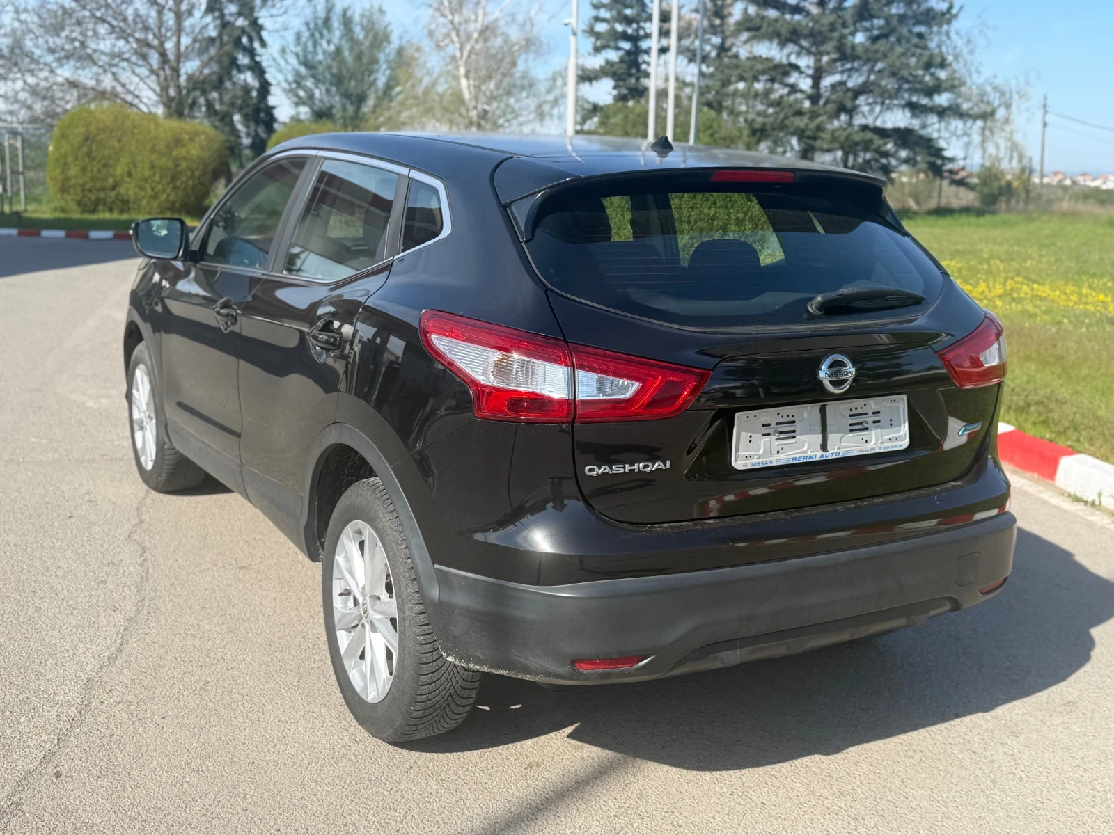 Nissan Qashqai 1.5DCI EURO 5B, снимка 6 - Автомобили и джипове - 53260729
