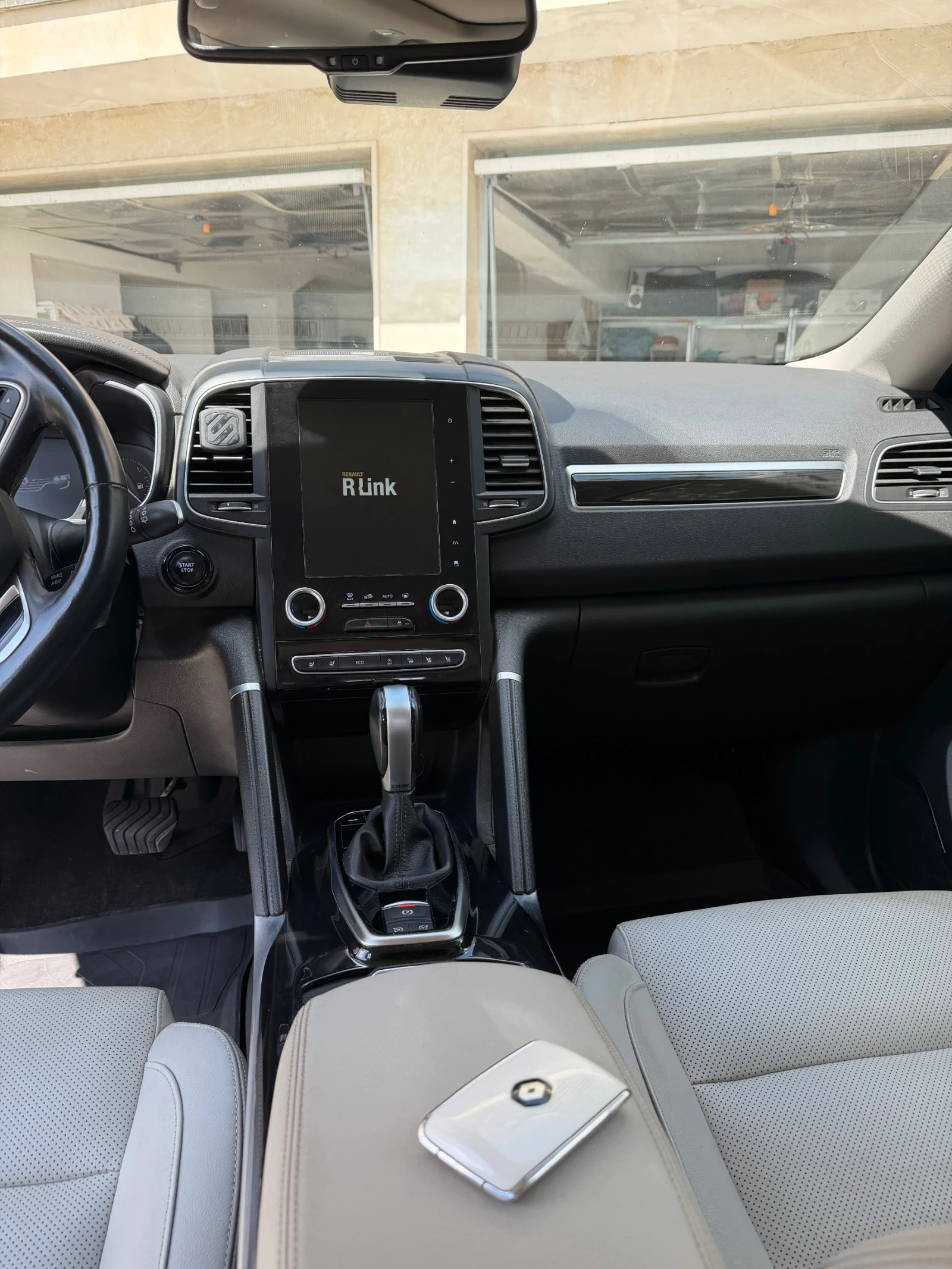 Renault Koleos Intense, снимка 13 - Автомобили и джипове - 54492730