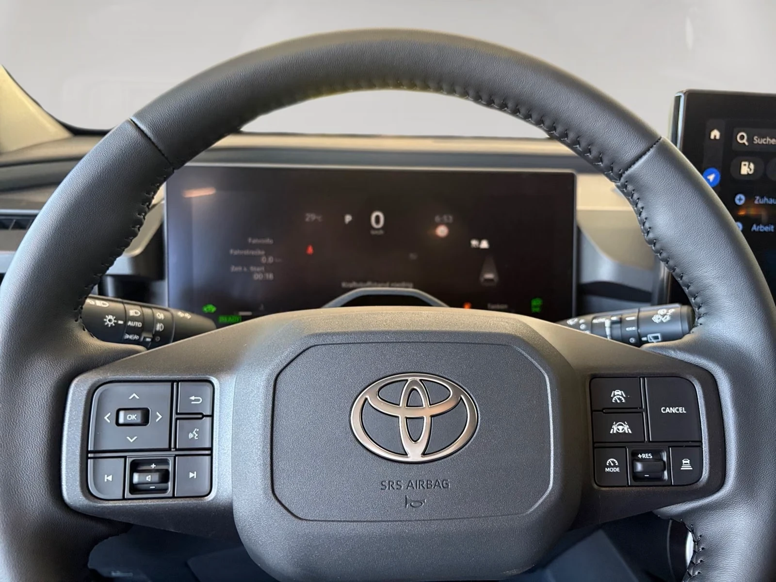 Toyota Rav4 2.5 HYBRID* 4x4* TEAMPLAYER* DISTR* KEYLESS* CAMER, снимка 8 - Автомобили и джипове - 55732766