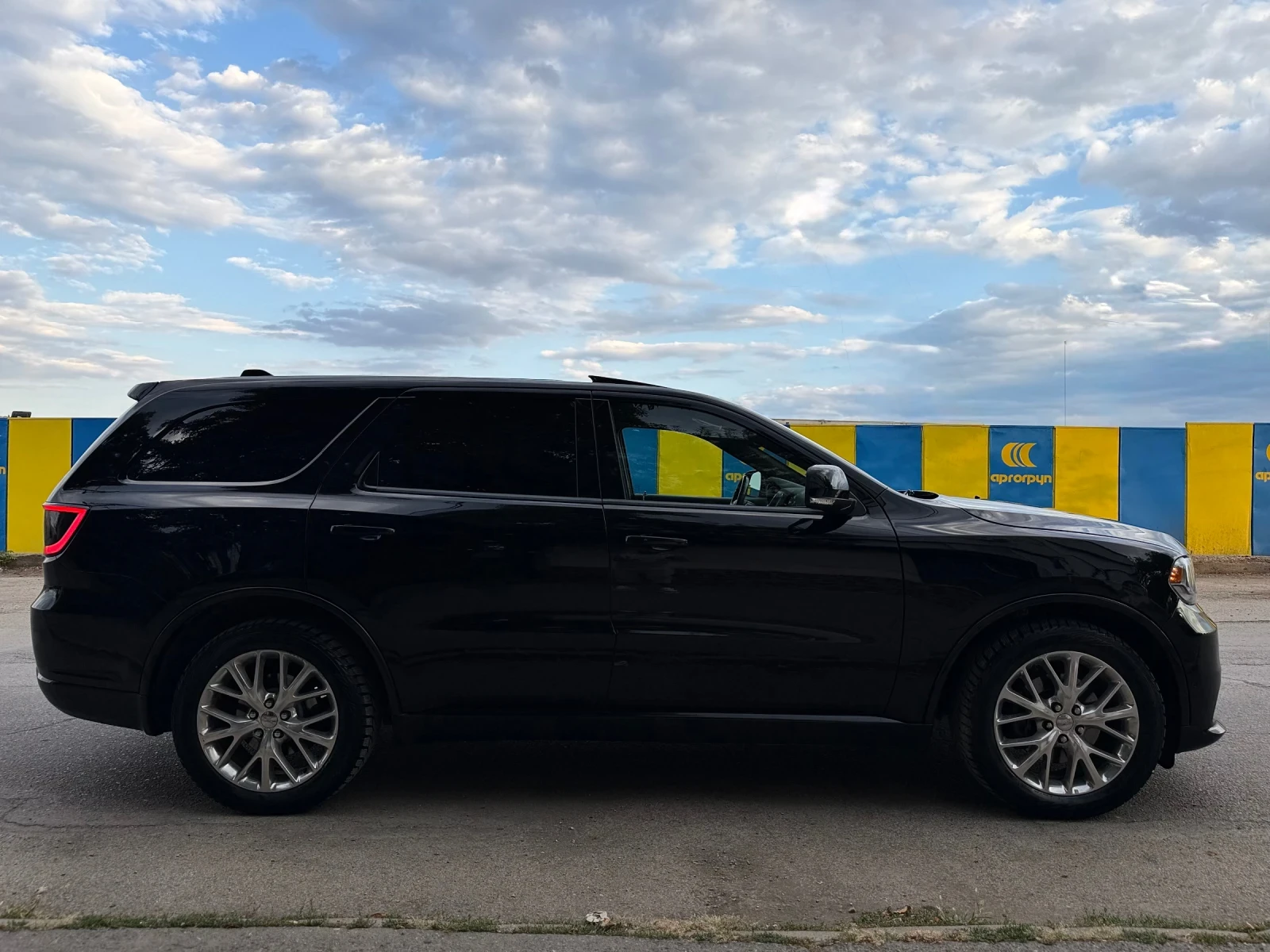 Dodge Durango R/T 5.7-V8 HEMI AWD 6+ 1, снимка 3 - Автомобили и джипове - 56159984