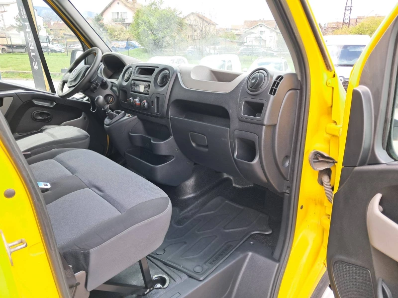 Renault Master 2.2dCi 125k.c , снимка 10 - Бусове и автобуси - 51189787