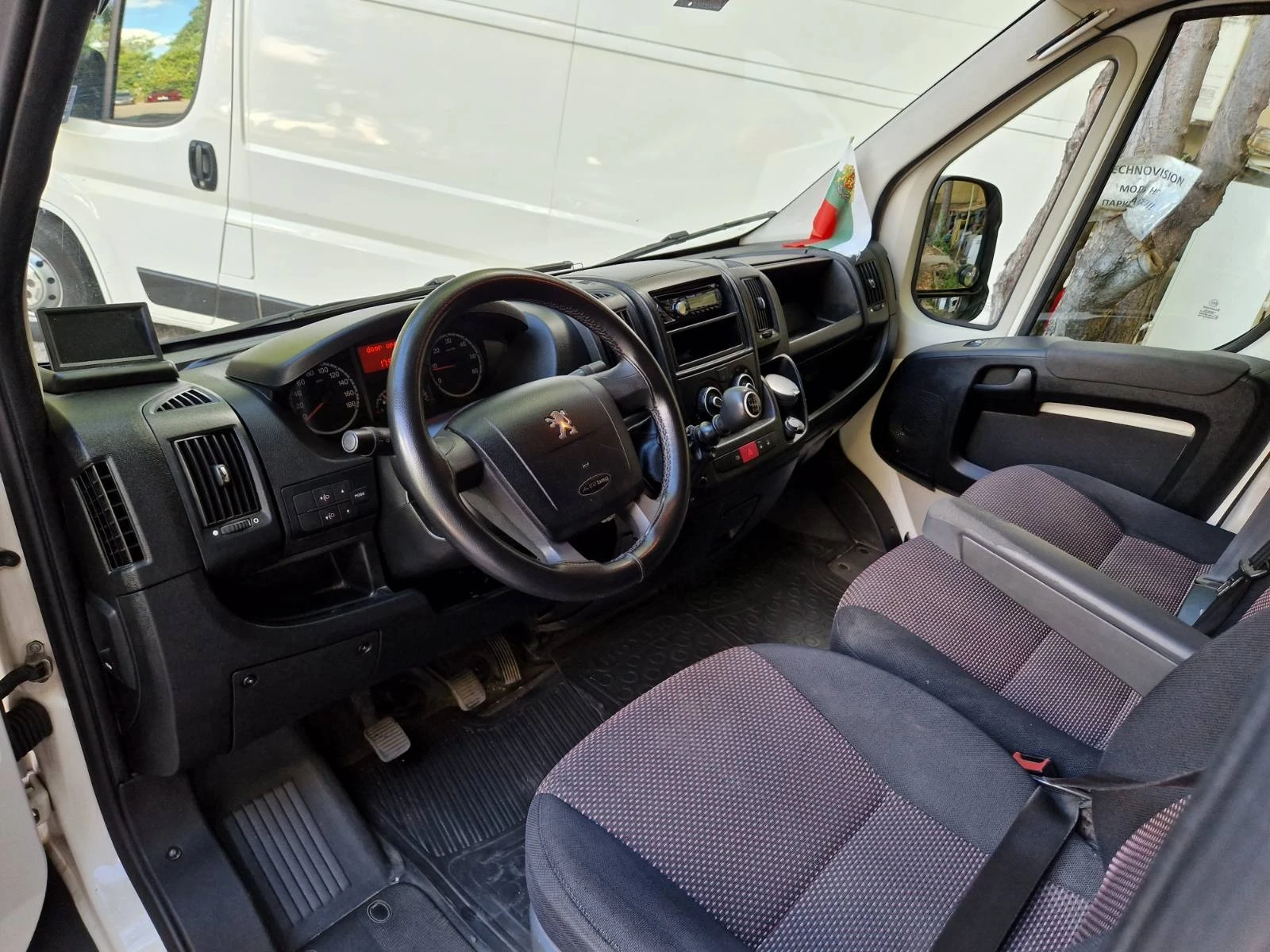 Peugeot Boxer 2.2hdi - изображение 9