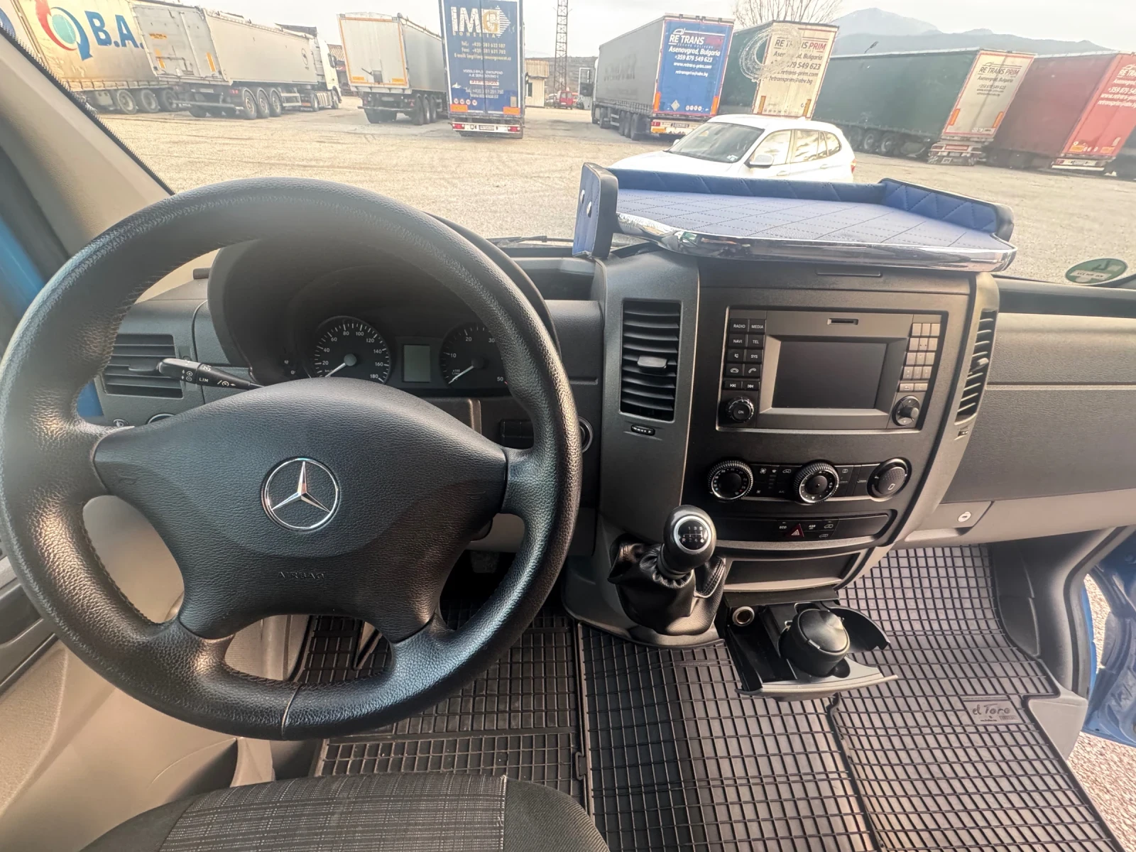 Mercedes-Benz Sprinter 319, снимка 6 - Бусове и автобуси - 54607339
