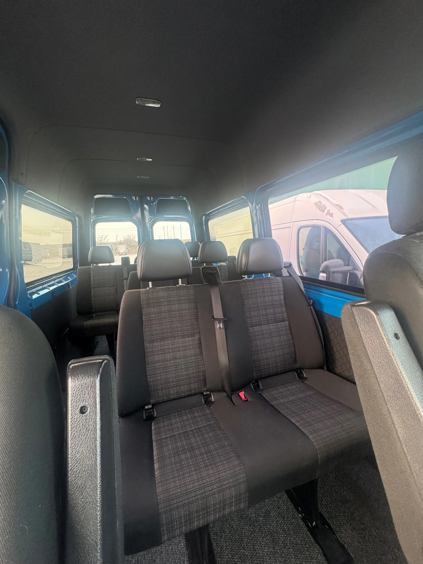 Mercedes-Benz Sprinter 319, снимка 5 - Бусове и автобуси - 54607339