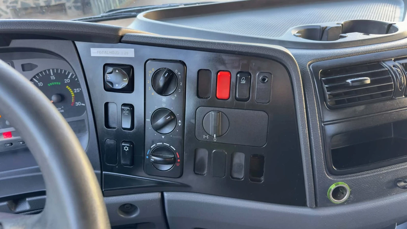 Mercedes-Benz Atego 1224 Тристранен самосвал , снимка 13 - Камиони - 55970590