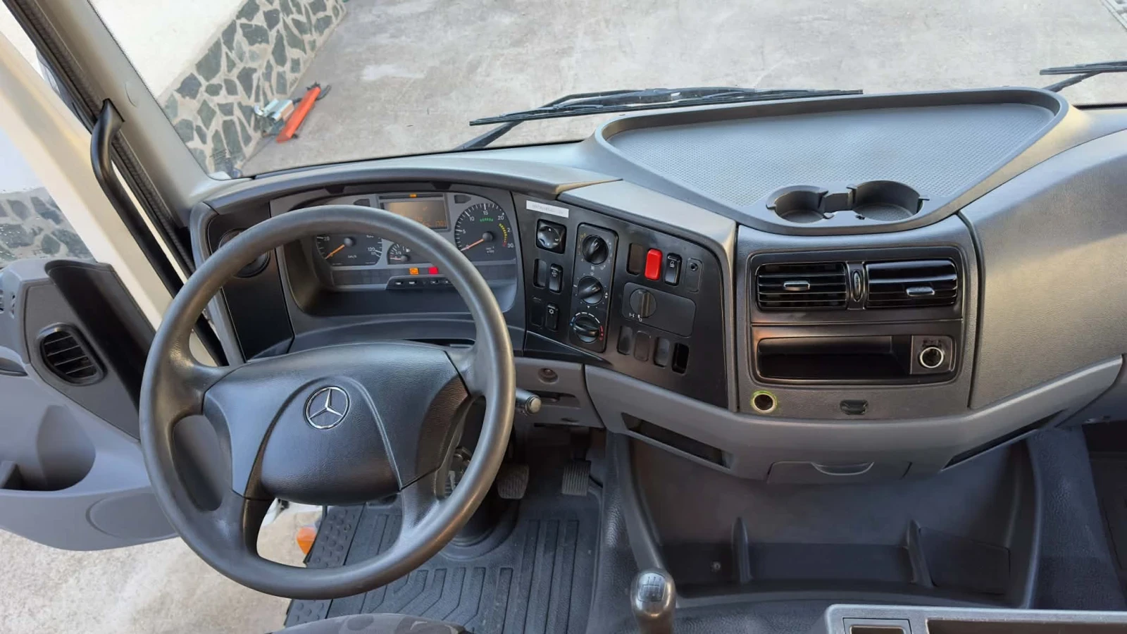 Mercedes-Benz Atego 1224 Тристранен самосвал , снимка 10 - Камиони - 55970590