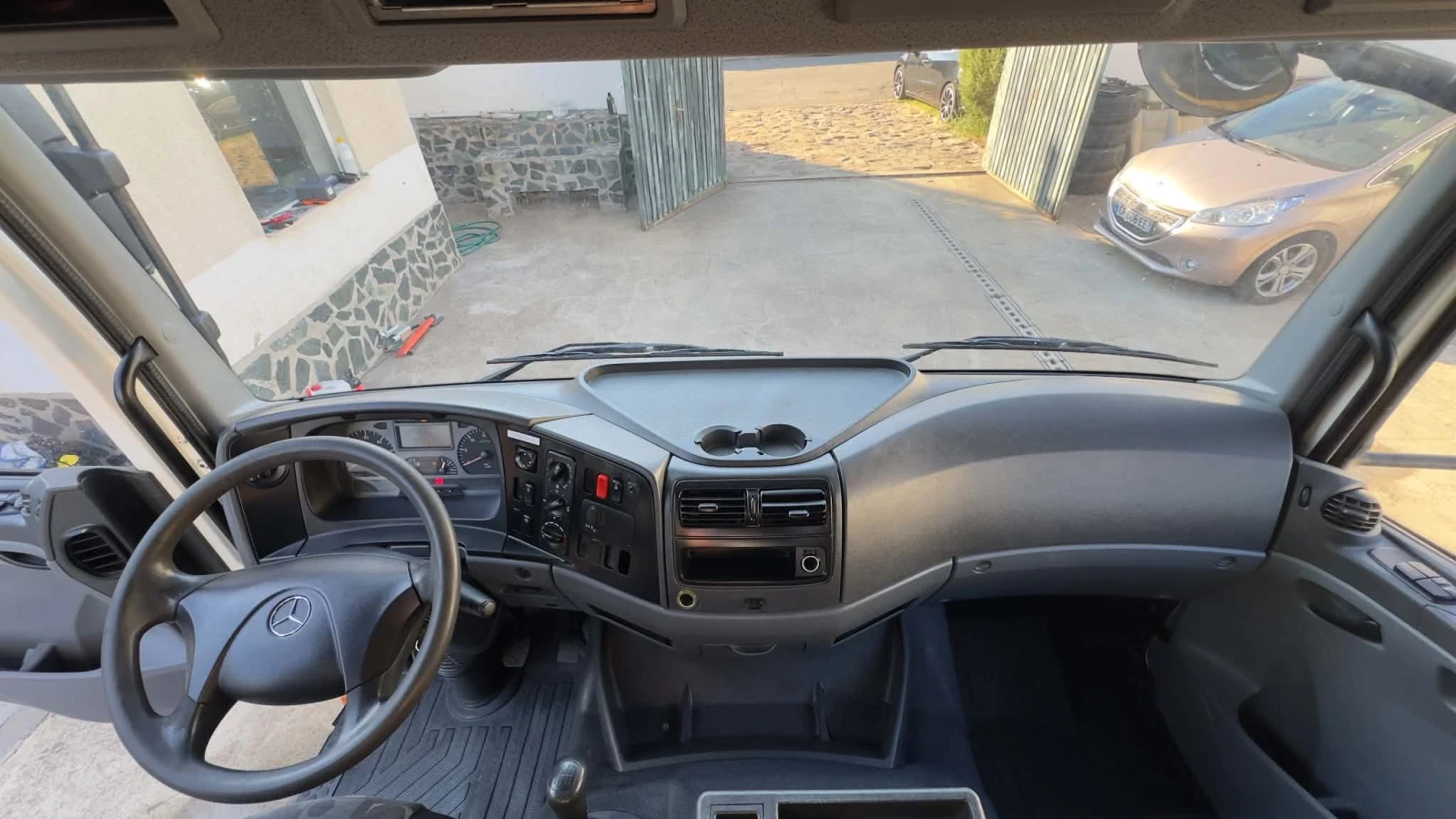 Mercedes-Benz Atego 1224 Тристранен самосвал , снимка 15 - Камиони - 55970590