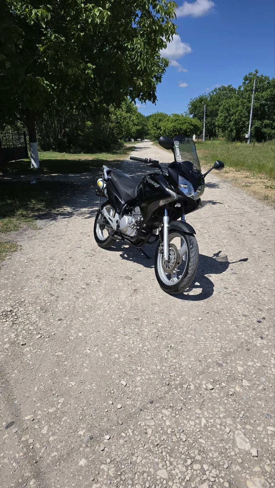 Honda Varadero 125 i, снимка 2 - Мотоциклети и мототехника - 53834739