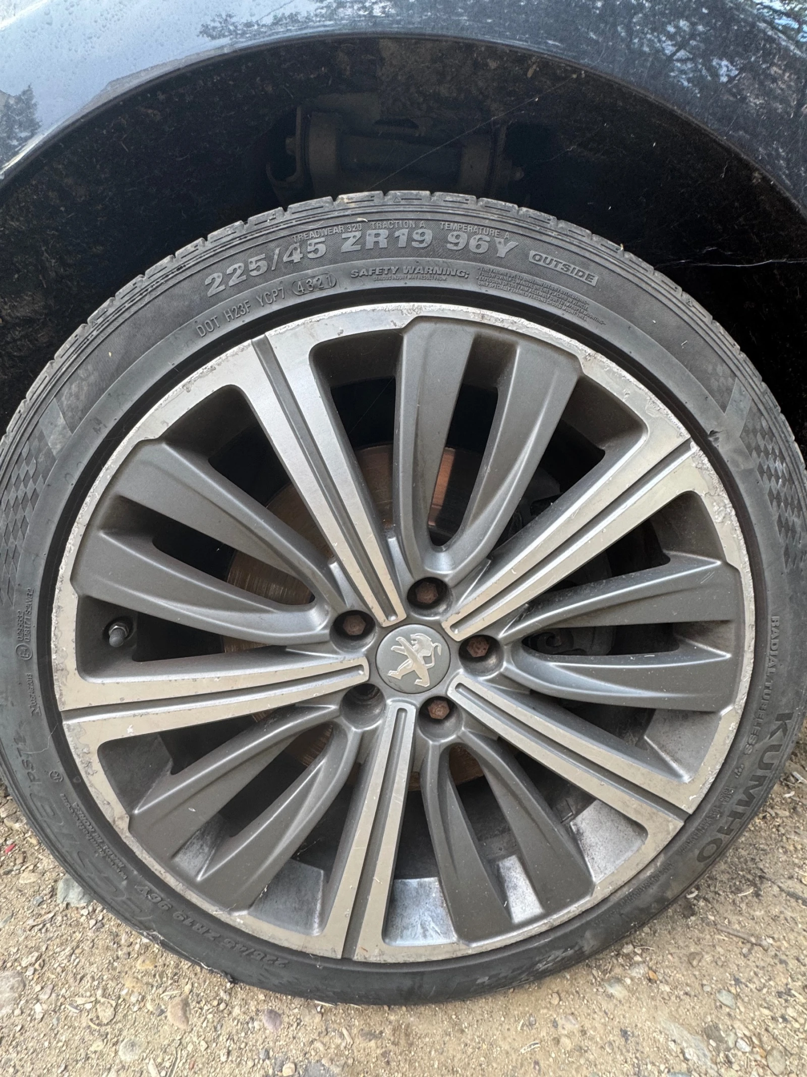 ���� � ������ 225/45R19 �� Peugeot 508 | Mobile.bg � ����������� 1