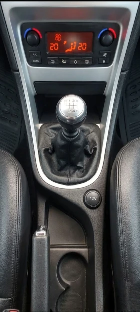 Peugeot 307 2.0 HDI (136 к.с.) LIMITED - фейслифт, снимка 14