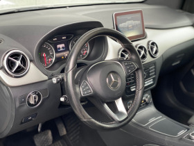 Mercedes-Benz B 200 4 MATIC 2.2d Led Дистроник Панорама, снимка 9 - Автомобили и джипове - 42991960