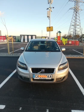 Volvo C30 1.6, снимка 2 - Автомобили и джипове - 53213346