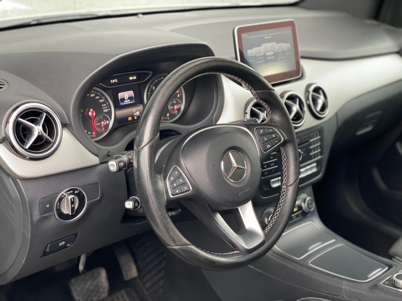 Mercedes-Benz B 200 4 MATIC 2.2d Led Дистроник Панорама, снимка 10 - Автомобили и джипове - 42991960