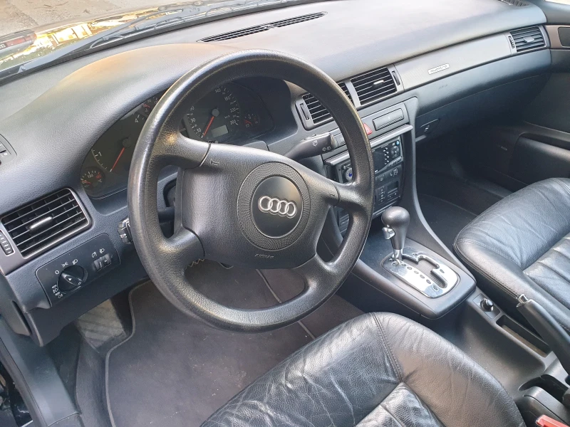 Audi A6 2.5 TDI, снимка 6 - Автомобили и джипове - 48105944