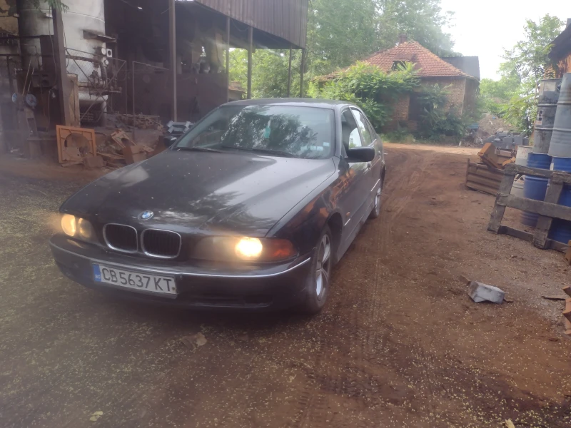 BMW 520, снимка 1 - Автомобили и джипове - 48915216