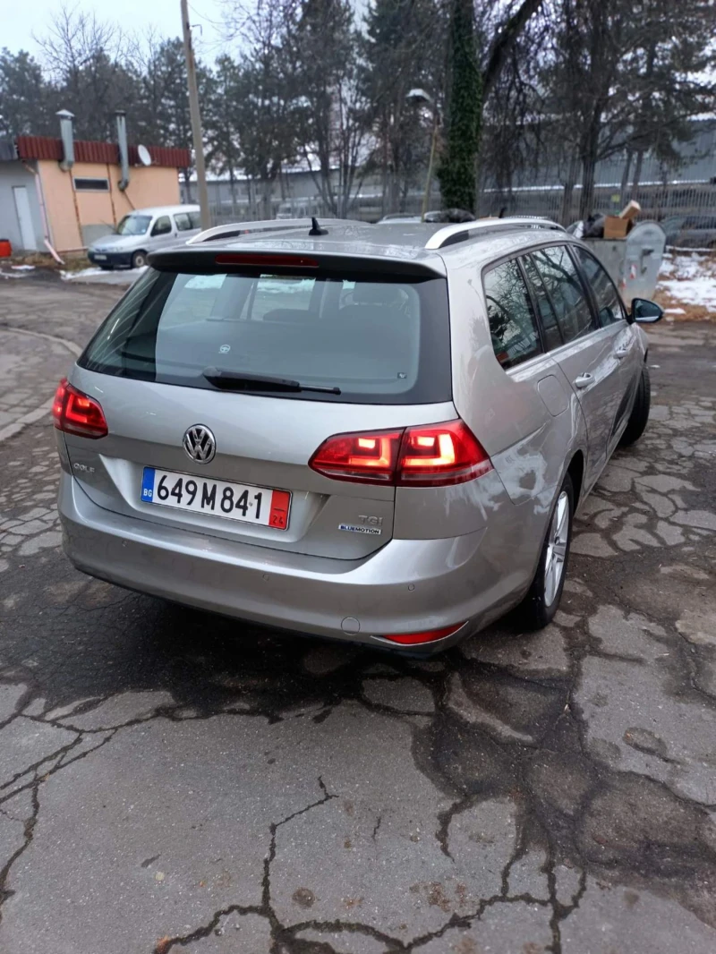 VW Golf 1.4 tgi VII, снимка 4 - Автомобили и джипове - 49104426