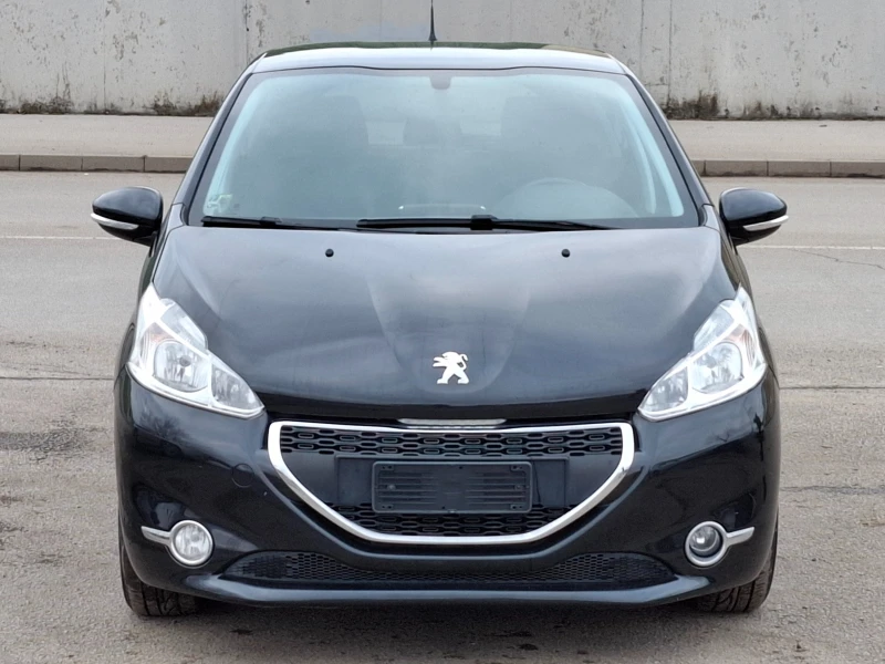 Peugeot 208 1.4hdi / 70к.с. АВТОМАТ , снимка 1 - Автомобили и джипове - 49284510