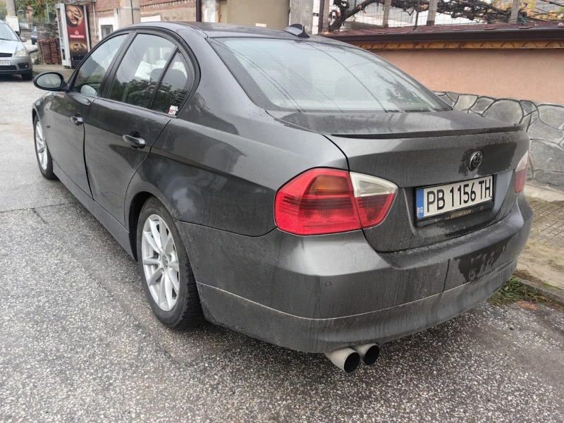 BMW 320, снимка 8 - Автомобили и джипове - 52537635