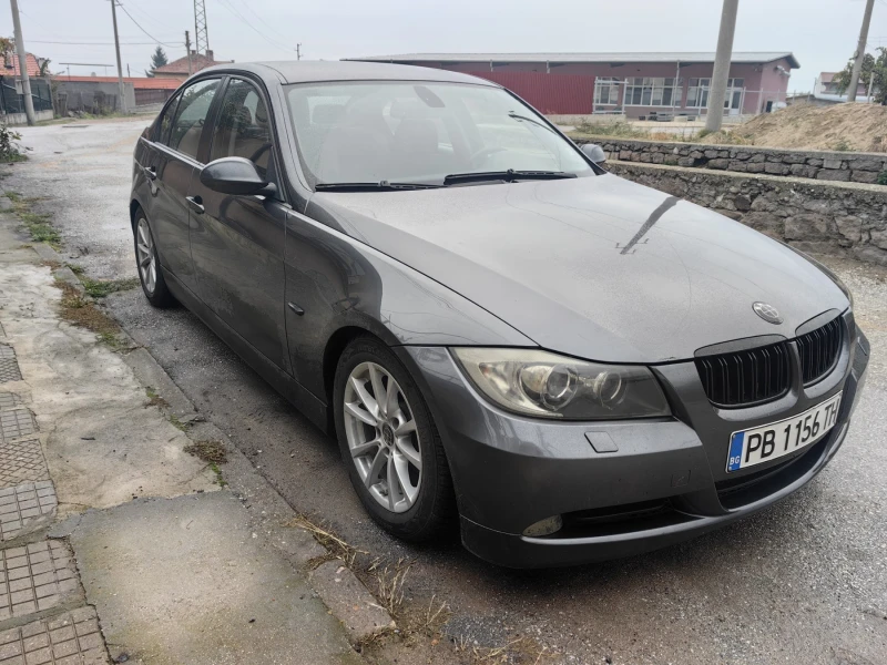 BMW 320, снимка 6 - Автомобили и джипове - 52537635