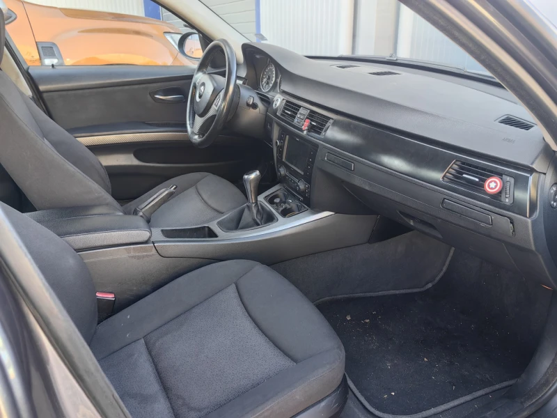 BMW 320, снимка 10 - Автомобили и джипове - 52537635