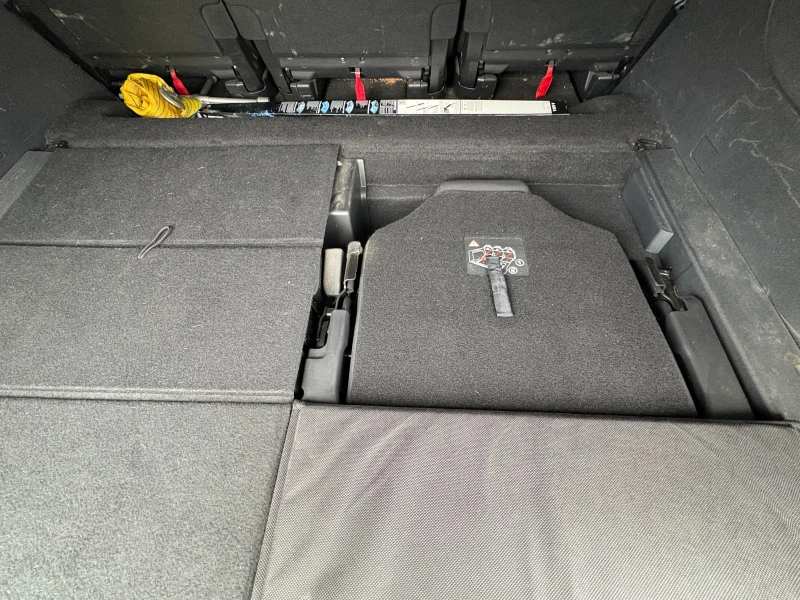 Citroen C4 Picasso, снимка 16 - Автомобили и джипове - 52157146