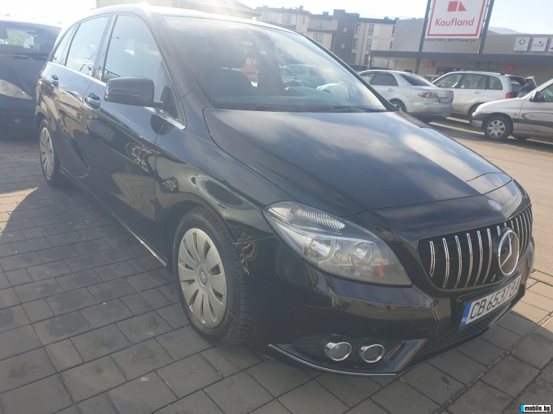Mercedes-Benz B 180 Sport Сервизна история , снимка 13 - Автомобили и джипове - 52535241