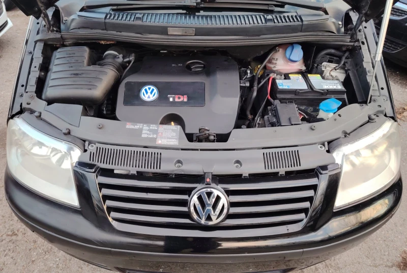 VW Sharan 1.9TDI/4-Motion, снимка 9 - Автомобили и джипове - 52701762