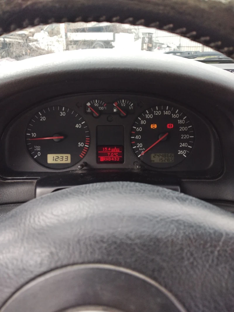 VW Passat, снимка 4 - Автомобили и джипове - 52745820