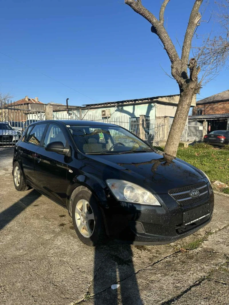Kia Ceed 1.6 DIESEL AUSTRIA, снимка 3 - Автомобили и джипове - 52913380