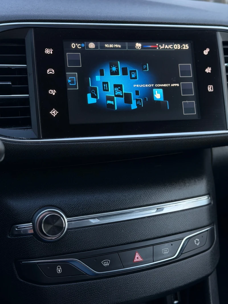 Peugeot 308 1.6hdi 120кс Нов Внос, снимка 5 - Автомобили и джипове - 52944821