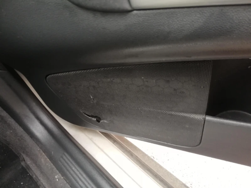 Volvo C30 1.6, снимка 15 - Автомобили и джипове - 53213346