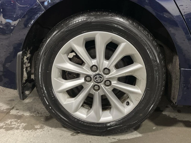 Toyota Corolla SE * АвтоКредит* Чист CARFAX* (ЦЕНА ДО БГ), снимка 11 - Автомобили и джипове - 53539310