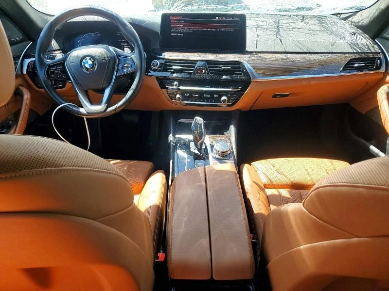 BMW 520, снимка 8 - Автомобили и джипове - 54636691